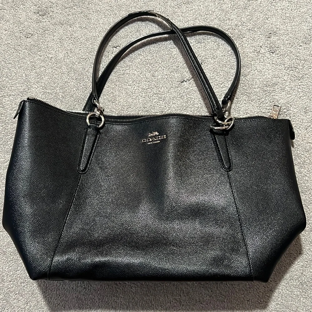Coach Black Tote Bag - Picture 1 of 10